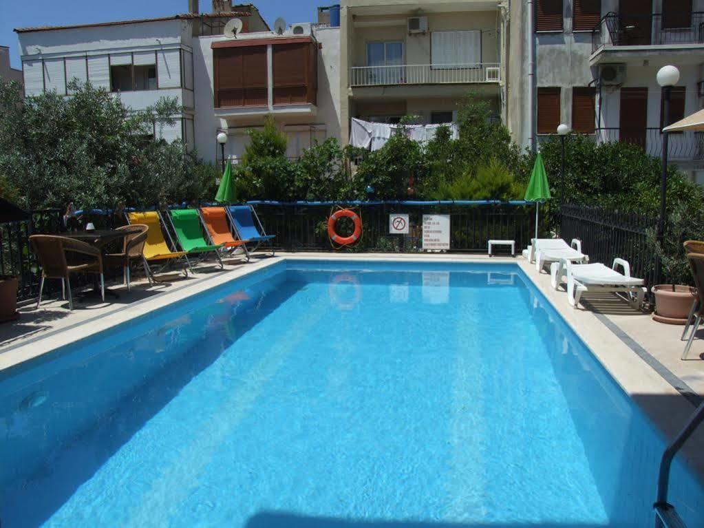 Amphora Hotel Foça Eksteriør billede
